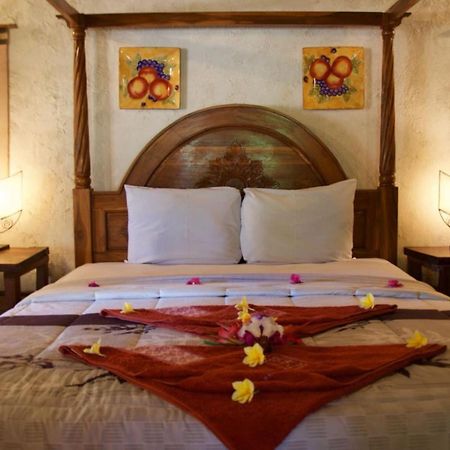 Lombok Stanley Garden Villas Montongbuwoh Eksteriør billede